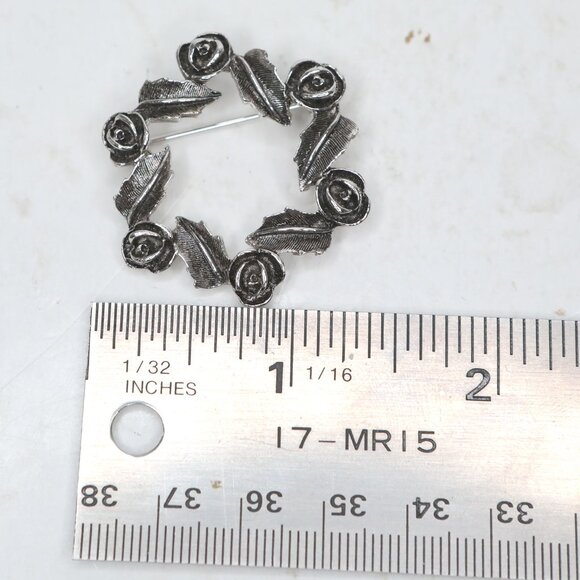Vintage Sarah Coventry Silver Tone Rose Wreath Brooch Pin 80s Jewelry Designer - Picture 7 of 8